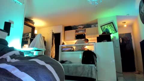 Hugo online show from December 2024 09:02:02 PM