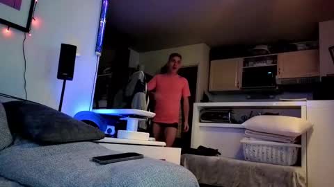 Hugo online show from January 2025 09:28:02 PM