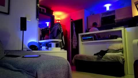 Hugo online show from January 2025 09:55:02 PM