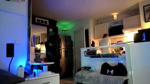 Hugo online show from September 2025 08:30:02 PM