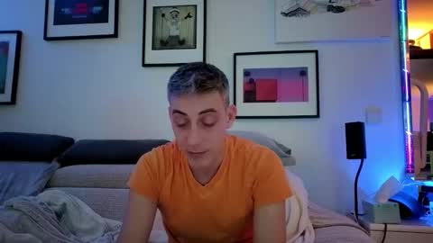 Hugo online show from February 2026 09:07:01 PM