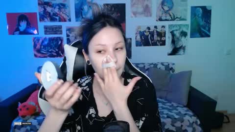 HugoMin online show from October 2025 07:04:02 AM