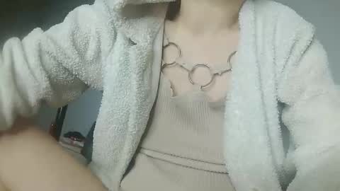 hujiajia520321431 online show from April 2026 11:58:02 AM
