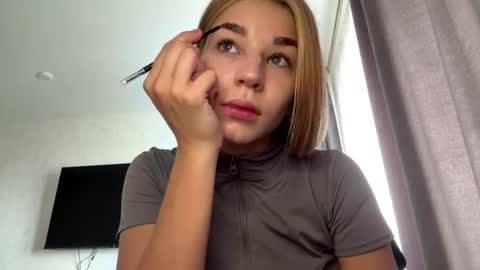 Tessa  online show from July 2026 07:43:01 AM