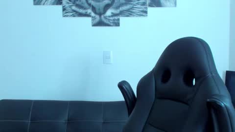 Eli online show from February 2025 02:59:01 AM