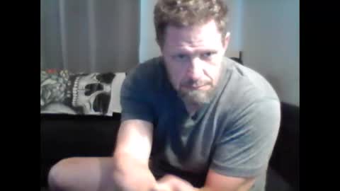 Snapshot of hump513 chatting on April 2026 09:54:01 PM hump513 online show from April 2026 09:54:01 PM