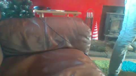 Snapshot of hung69foryou chatting on December 2024 01:51:02 PM hung69foryou online show from December 2024 01:51:02 PM