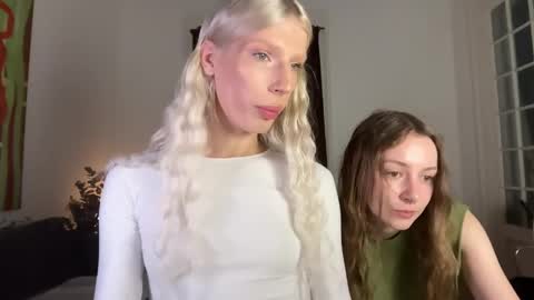 Alice help me reach 100 likes  online show from April 2026 11:31:02 AM