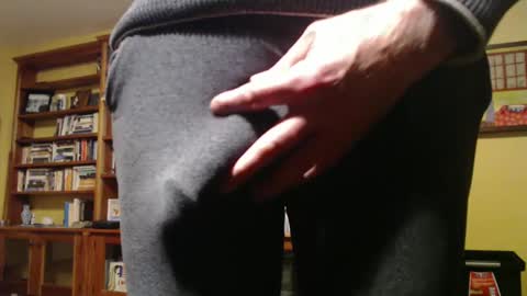 Big uncut cock dripping online show from September 2025 04:34:02 AM