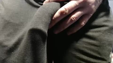 Big uncut cock dripping online show from November 2025 03:56:01 PM