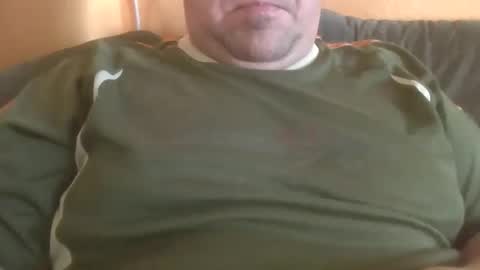 vastagfasz magyar apuci online show from May 2026 01:59:01 PM