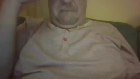 vastagfasz magyar apuci online show from June 2026 07:47:01 PM