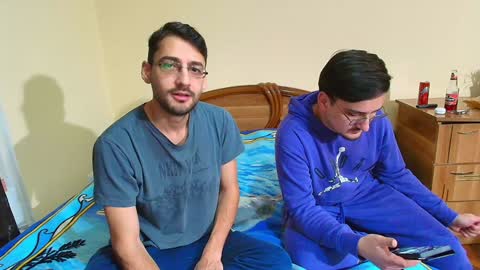 Snapshot of hungeddy chatting on December 2024 09:53:02 PM Eddy online show from December 2024 09:53:02 PM