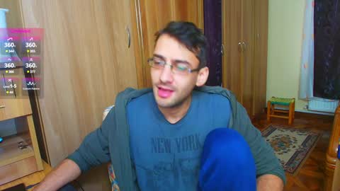 Snapshot of hungeddy chatting on December 2024 12:16:01 PM Eddy online show from December 2024 12:16:01 PM