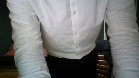 hunghard2004 online show from October 2025 10:31:01 PM