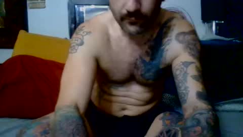 Snapshot of hungherowithoutacape chatting on June 2026 07:02:01 AM hungherowithoutacape online show from June 2026 07:02:01 AM