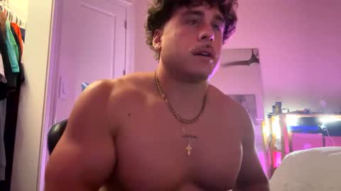 Snapshot of hungkingg22 chatting on March 2025 12:32:01 AM hungkingg22 online show from March 2025 12:32:01 AM