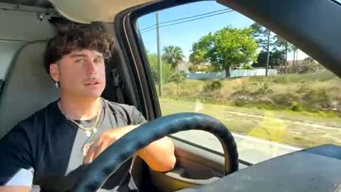 Snapshot of hungkingg22 chatting on March 2025 07:16:02 PM hungkingg22 online show from March 2025 07:16:02 PM