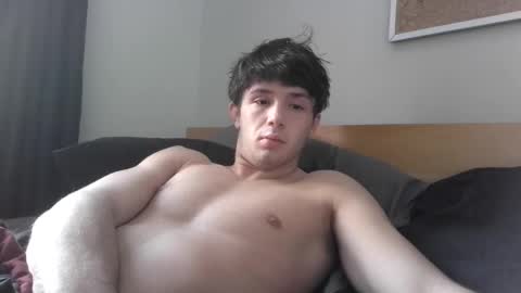 Snapshot of hunglikecrazyy chatting on February 2026 01:39:02 PM Tyler online show from February 2026 01:39:02 PM