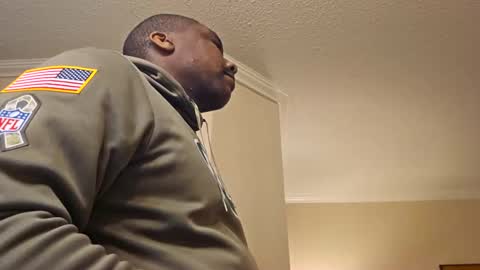 Snapshot of hungluv1 chatting on November 2025 01:06:01 AM hungluv1 online show from November 2025 01:06:01 AM