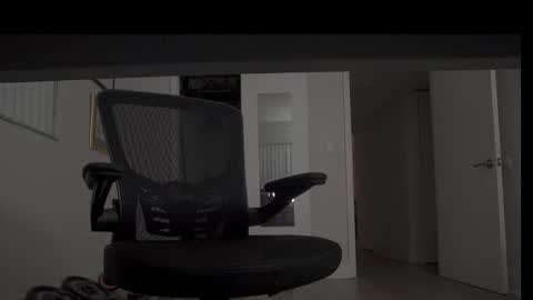 Snapshot of hungpiercedcock chatting on December 2025 12:05:02 AM Mr. Dom online show from December 2025 12:05:02 AM