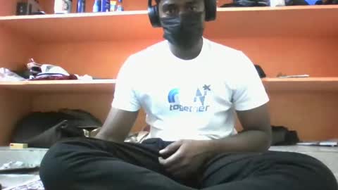 Snapshot of hunk_dominant chatting on November 2025 07:29:01 AM hunk_dominant online show from November 2025 07:29:01 AM