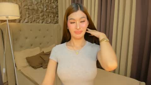 hunkhomerontop online show from June 2026 08:45:02 AM