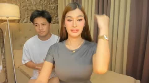 hunkhomerontop online show from June 2026 08:41:02 AM