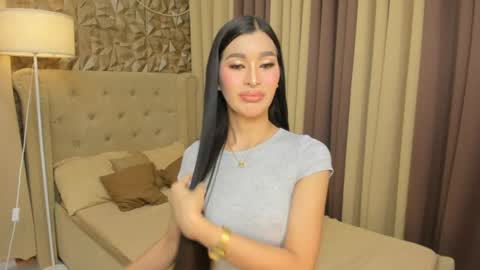 hunkhomerontop online show from July 2026 08:40:01 AM