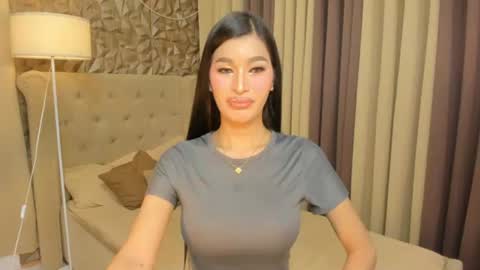 hunkhomerontop online show from July 2026 08:43:02 AM