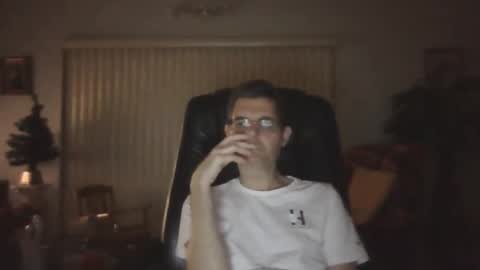 hunkmasclefad458 online show from December 2025 04:40:02 AM