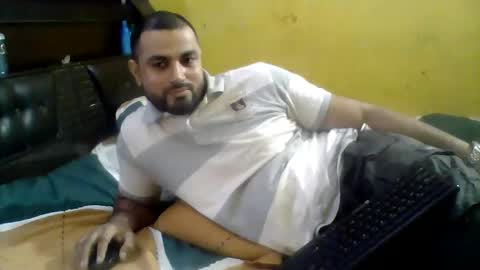 Snapshot of hunkster102 chatting on September 2025 03:11:01 PM hunkster102 online show from September 2025 03:11:01 PM