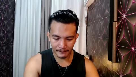 hunkylloyd online show from February 2025 02:50:02 AM