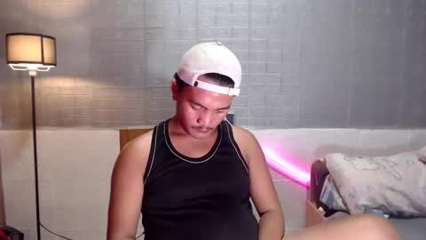 hunkylloyd online show from February 2026 02:04:02 PM