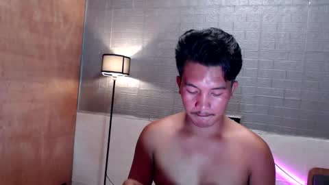 hunkylloyd online show from March 2026 08:51:02 AM