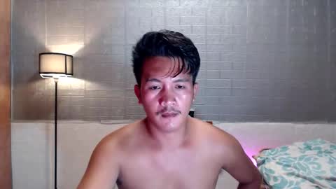 hunkylloyd online show from March 2026 12:44:02 PM