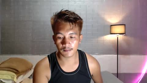 hunkylloyd online show from June 2026 09:15:02 AM
