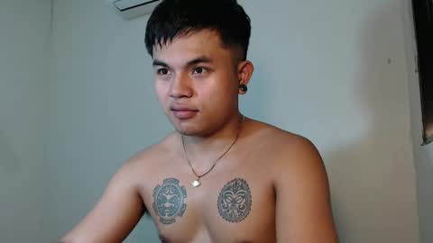 hunkyzeus online show from January 2025 10:04:02 AM