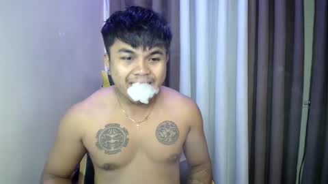 hunkyzeus online show from June 2026 01:37:01 PM