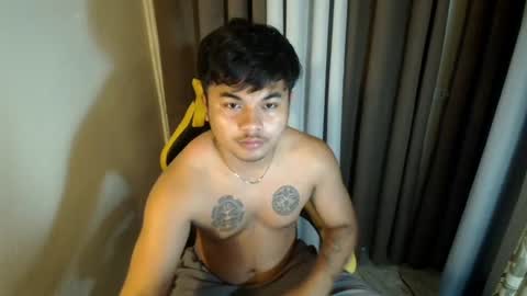 hunkyzeus online show from June 2026 05:59:01 PM