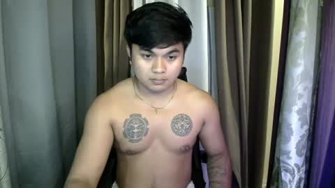 hunkyzeus online show from June 2026 04:24:02 PM