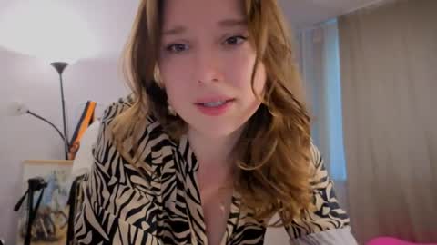 Ines online show from May 2026 05:23:02 PM