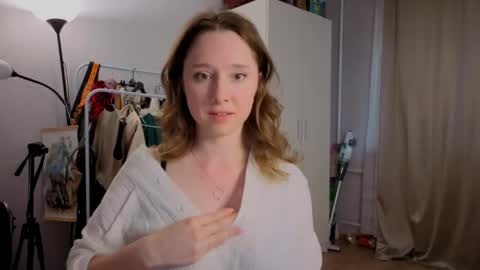 Ines online show from May 2026 05:31:01 PM