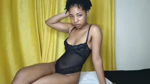 hunsweetpie online show from November 2025 01:49:01 AM