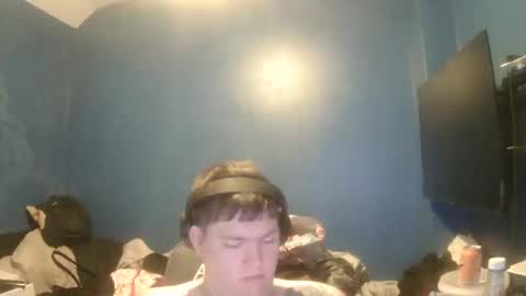 Snapshot of hunter_lust97 chatting on May 2026 01:33:01 AM hunter_lust97 online show from May 2026 01:33:01 AM