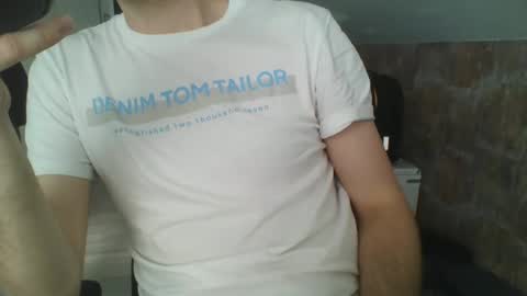 hunting_007 online show from February 2025 12:24:01 PM