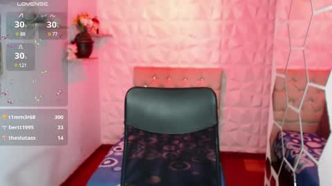 Snapshot of hurremcan_ chatting on February 2025 06:49:02 PM Hurrem online show from February 2025 06:49:02 PM