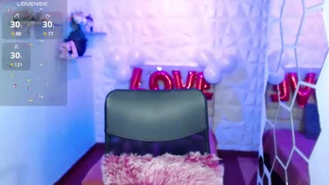 Snapshot of hurremcan_ chatting on February 2025 12:55:01 PM Hurrem online show from February 2025 12:55:01 PM