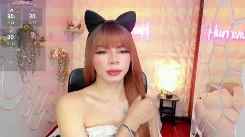 Snapshot of hurremcan_ chatting on October 2025 02:15:01 PM Hurrem online show from October 2025 02:15:01 PM