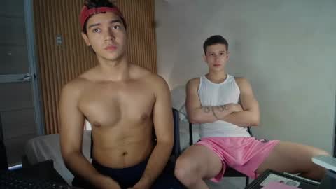husband_xxx online show from April 2026 03:33:02 PM